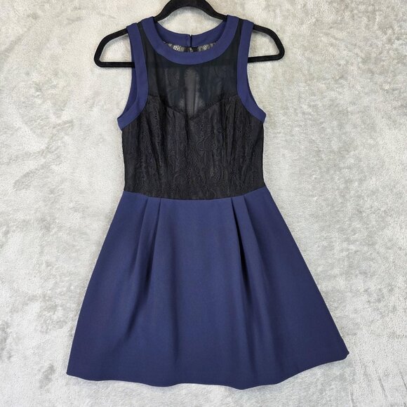 BCBG Generation Dress Womens Size 6 Navy Blue Black Mesh Lace Fit Flare New Tags - Picture 1 of 12